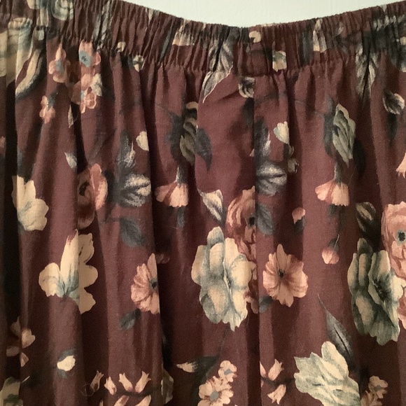 Plus size 2X skirt with elastic waistband earth colors fabric - Picture 4 of 8
